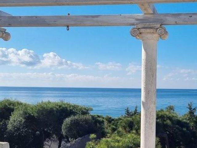 Villa Indipendente in vendita a Belsito, Sabaudia
