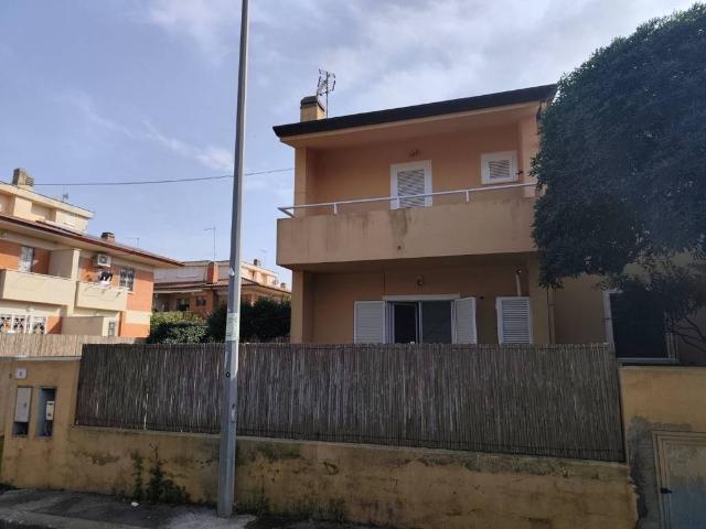 Villa Indipendente in vendita a Sabaudia, Lazio