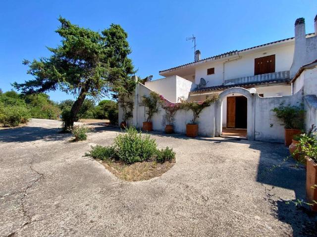 Villa Indipendente in vendita a Sabaudia, Lazio