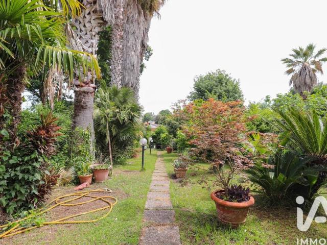 Villa Indipendente in vendita a Sabaudia, Lazio