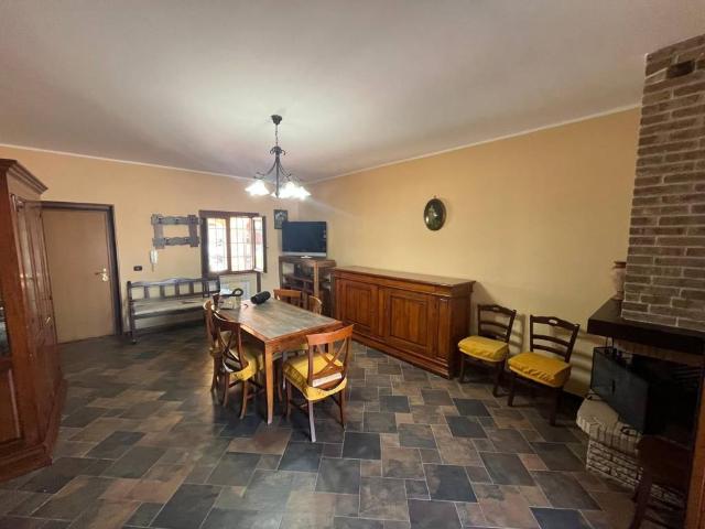 Villa Indipendente in vendita a Sabaudia, Lazio