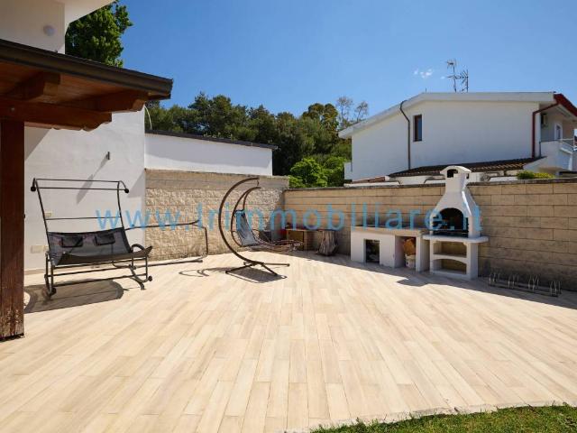Villa Indipendente in vendita a Sabaudia, Lazio