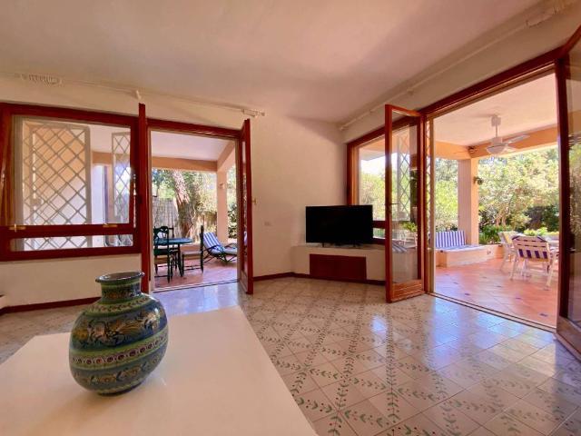 Villa Indipendente in vendita a Sabaudia, Lazio