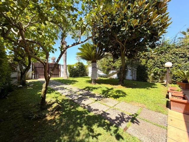 Villa Indipendente in vendita a Sabaudia, Lazio