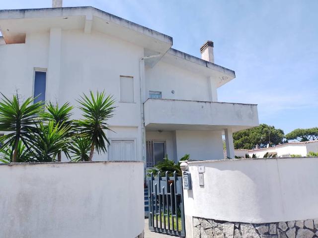 Villa Indipendente in vendita a Sabaudia, Lazio