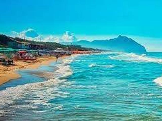 Villa Indipendente in vendita a Sabaudia, Lazio