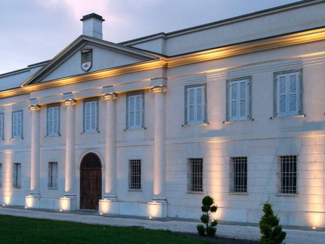 Villa Indipendente in vendita a Sabbioneta, Lombardia