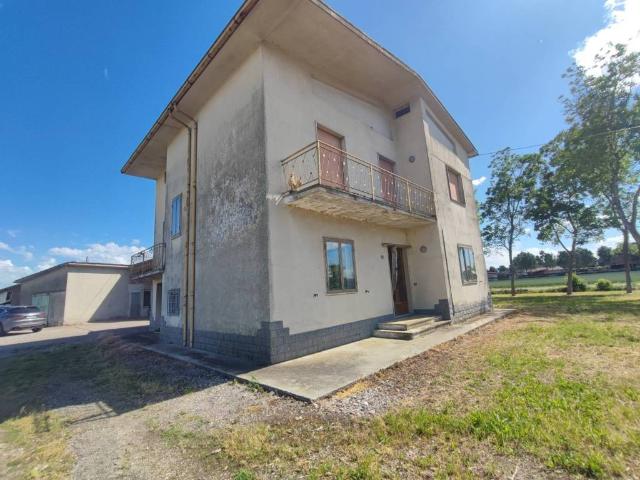 Villa Indipendente in vendita a Sabbioneta, Lombardia