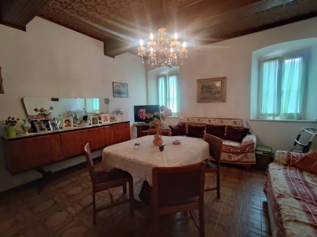 Villa Indipendente in vendita a Sabbioneta, Lombardia