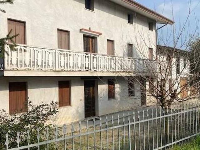 Villa Indipendente in vendita a Sacile, Friuli-Venezia Giulia