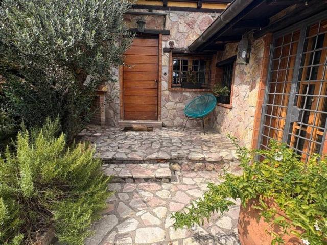 Villa Indipendente in vendita a Roma Capitale, Lazio