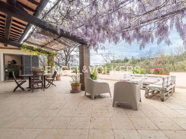 Villa Indipendente in vendita a Roma Capitale, Lazio