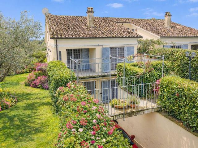 Villa Indipendente in vendita a Monte Caminetto, Roma Capitale
