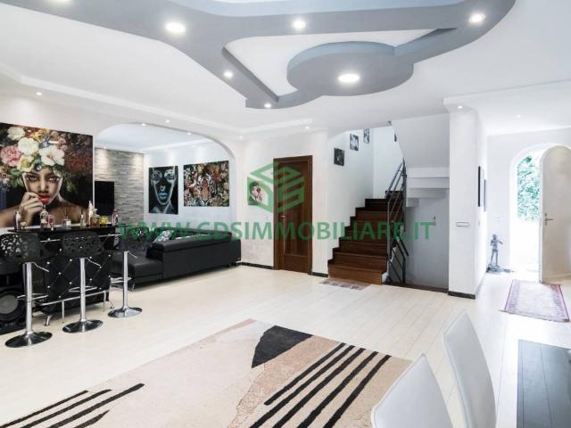 Villa Indipendente in vendita a Roma Capitale, Lazio