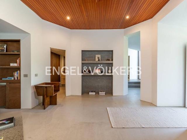 Villa Indipendente in vendita a Monte Caminetto, Roma Capitale