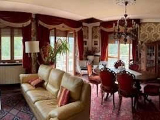 Villa Indipendente in vendita a Saint Vincent, Aosta