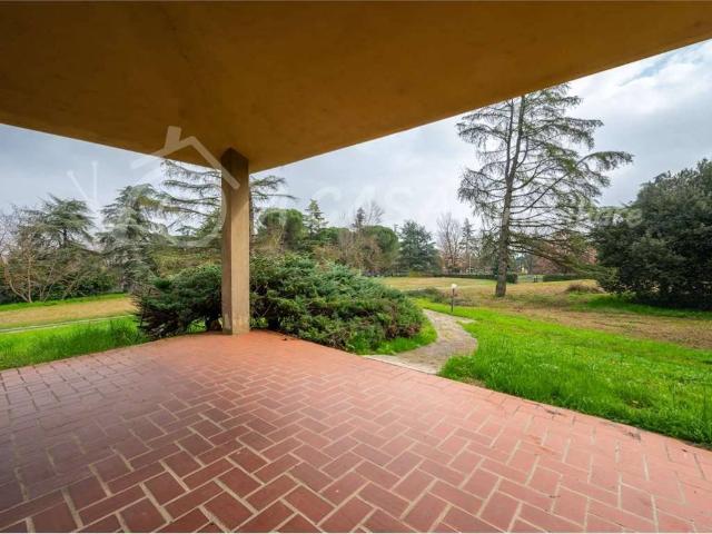 Villa Indipendente in vendita a Sala Baganza, Reggio Emilia