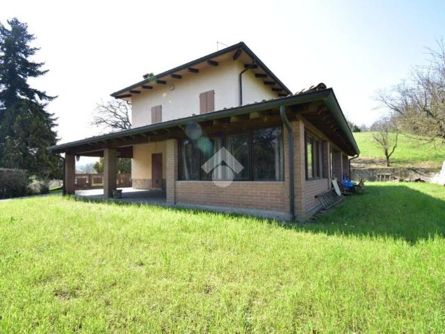 Villa Indipendente in vendita a Sala Baganza, Reggio Emilia