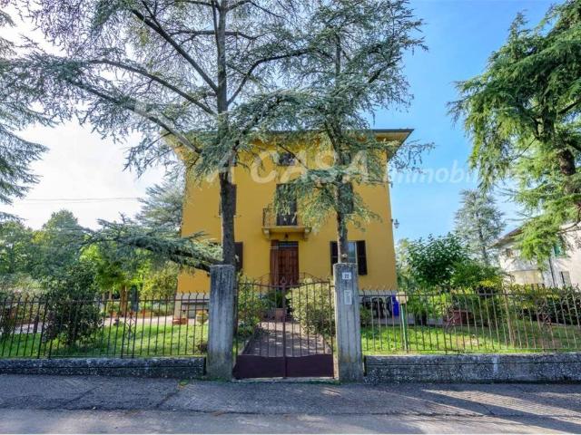 Villa Indipendente in vendita a Sala Baganza, Reggio Emilia