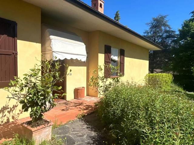 Villa Indipendente in vendita a Sala Baganza, Reggio Emilia
