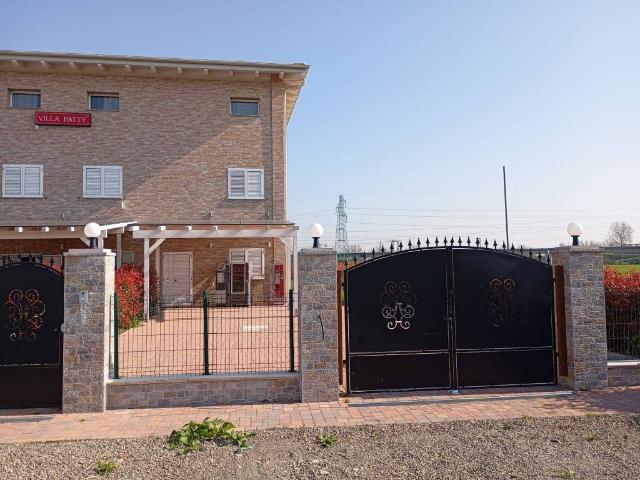 Villa Indipendente in vendita a Unione Terre d'Acqua, Sala Bolognese