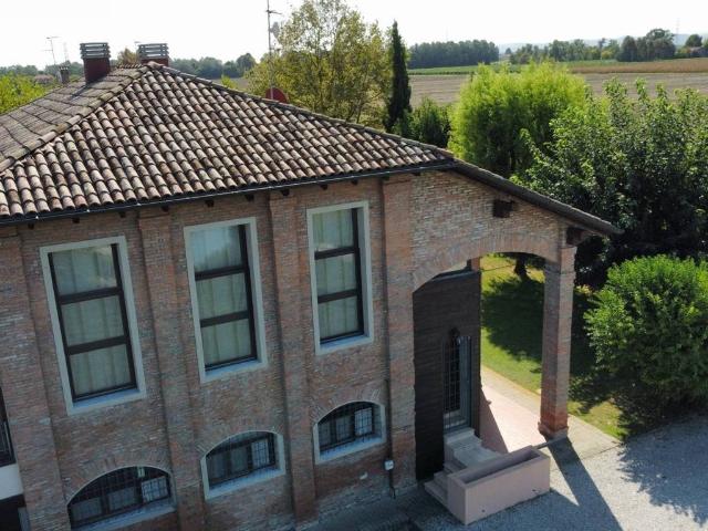Villa Indipendente in vendita a Sala, Sala Bolognese
