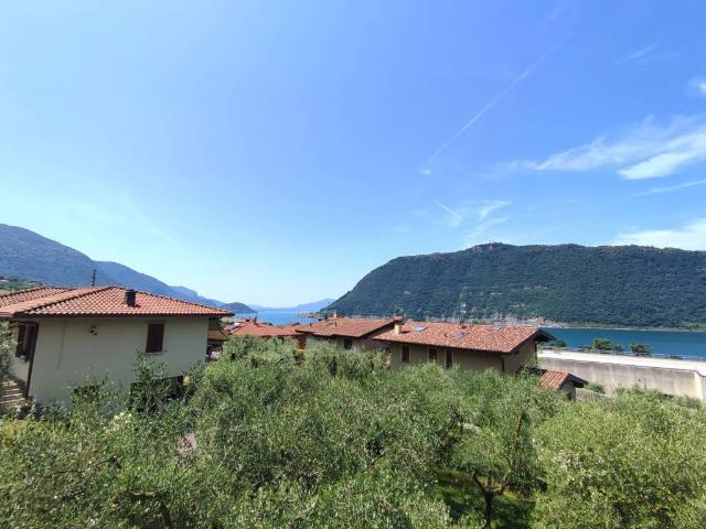 Villa Indipendente in vendita a Comunità montana del Sebino bresciano, Sale Marasino