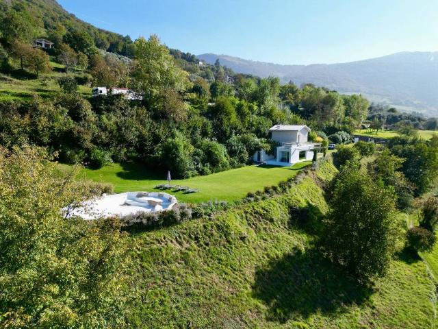 Villa Indipendente in vendita a Comunità montana del Sebino bresciano, Sale Marasino