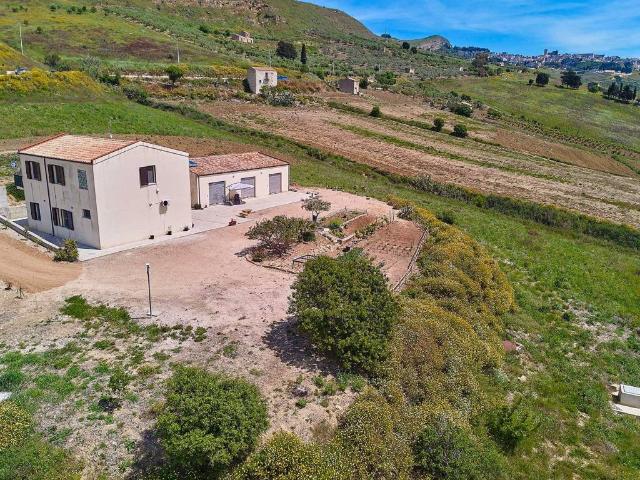 Villa Indipendente in vendita a Salemi, Sicilia