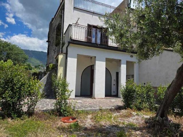 Villa Indipendente in vendita a Brignano Inferiore, Salerno