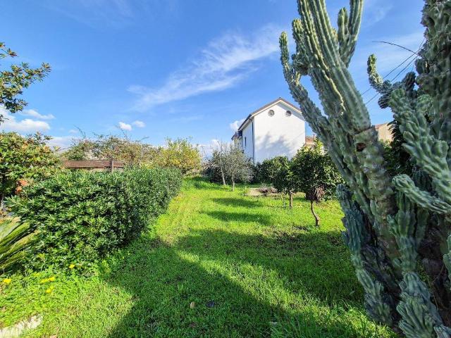 Villa Indipendente in vendita a Salerno, Campania