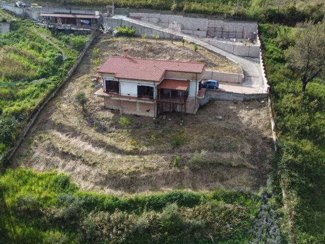 Villa Indipendente in vendita a Casa di Giacomo, Salerno
