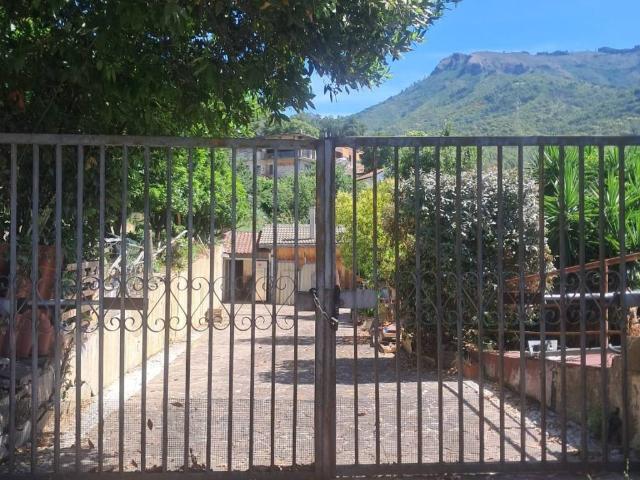 Villa Indipendente in vendita a Salerno, Campania