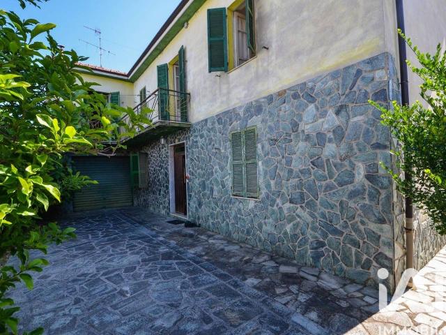 Villa Indipendente in vendita a Piemonte, Cuneo
