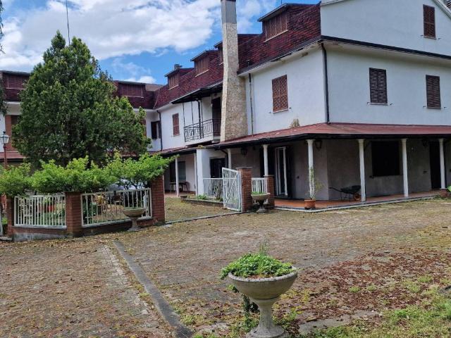 Villa Indipendente in vendita a Piemonte, Cuneo