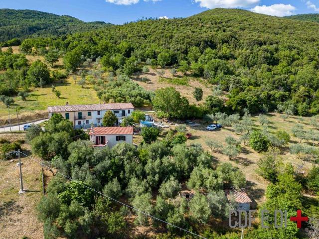 Villa Indipendente in vendita a Salisano, Lazio