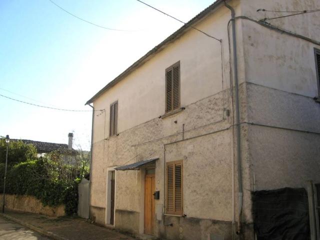Villa Indipendente in vendita a Salle, Abruzzo