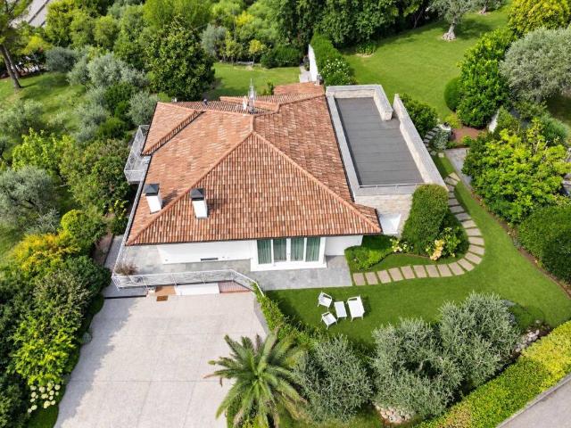 Villa Indipendente in vendita a Muro, Salò