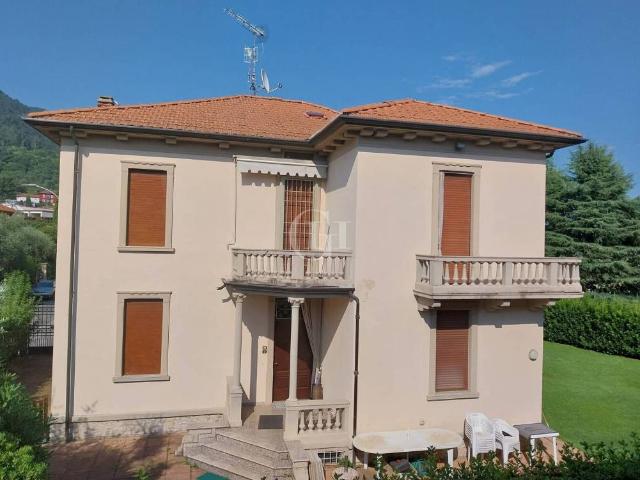 Villa Indipendente in vendita a Comunità Montana Parco Alto Garda bresciano, Salò