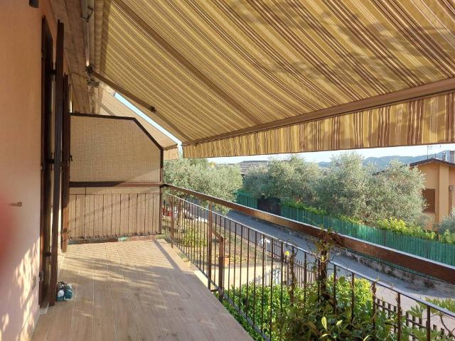 Villa Indipendente in vendita a Renzano, Salò