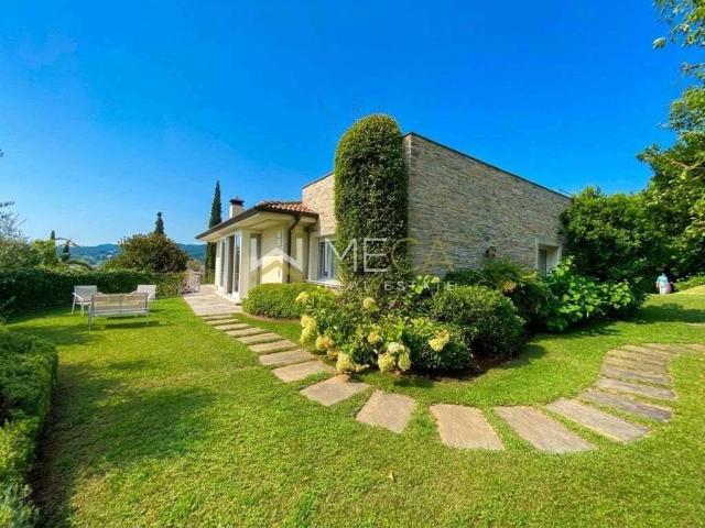 Villa Indipendente in vendita a Comunità Montana Parco Alto Garda bresciano, Salò