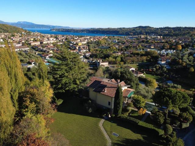Villa Indipendente in vendita a Campoverde, Salò