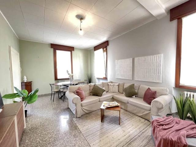Villa Indipendente in vendita a Comunità Montana Parco Alto Garda bresciano, Salò