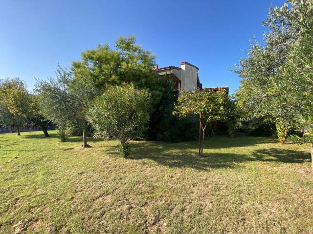 Villa Indipendente in vendita a Comunità Montana Parco Alto Garda bresciano, Salò