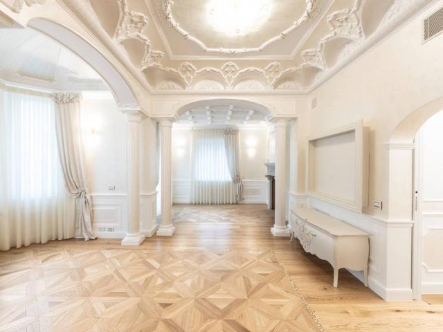 Villa Indipendente in vendita a Comunità Montana Parco Alto Garda bresciano, Salò