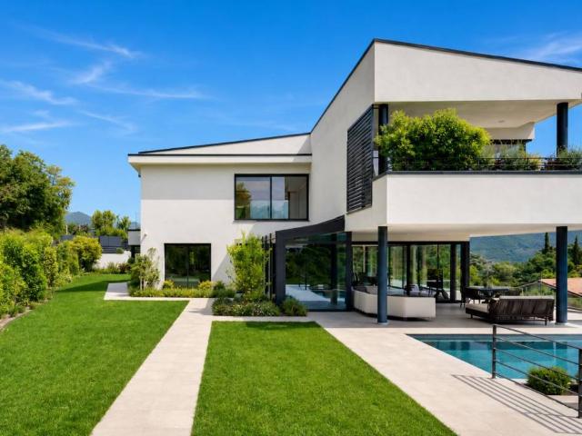 Villa Indipendente in vendita a Comunità Montana Parco Alto Garda bresciano, Salò