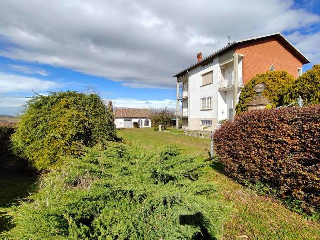 Villa Indipendente in vendita a Salsomaggiore Terme, Reggio Emilia