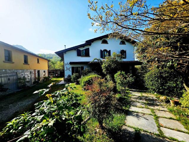 Villa Indipendente in vendita a Contignaco, Salsomaggiore Terme