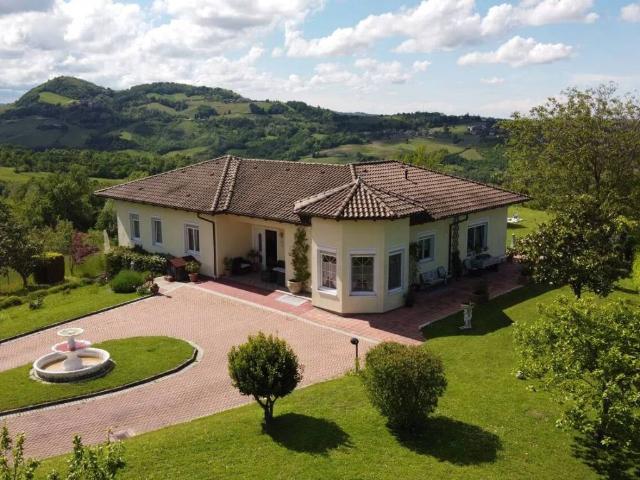 Villa Indipendente in vendita a Salsomaggiore Terme, Reggio Emilia