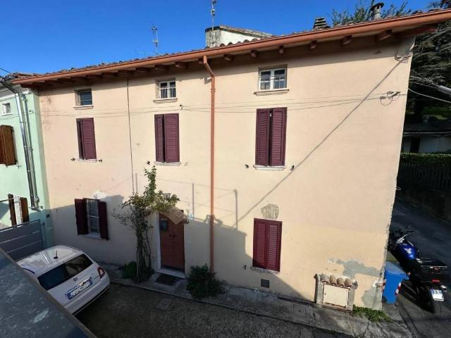 Villa Indipendente in vendita a Salsomaggiore Terme, Reggio Emilia